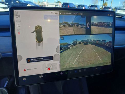 Used 2024 Tesla Model Y Long Range image 33