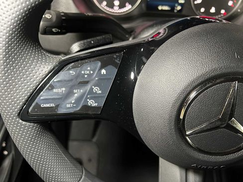 Used 2025 Mercedes-Benz Sprinter 2500 image 27