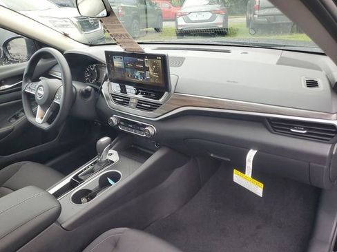 New 2025 Nissan Altima 2.5 SV w/ SV Special Edition Package image 27
