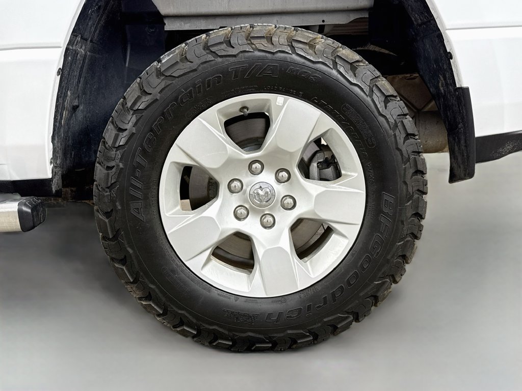 Used 2024 RAM 1500 Big Horn AWD/4WD image 30