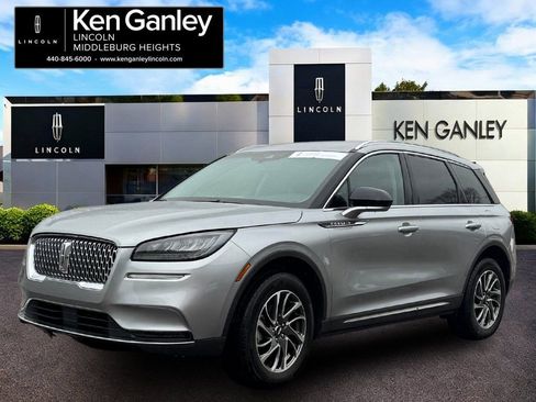 Used 2022 Lincoln Corsair Standard w/ Equipment Group 101A image 3