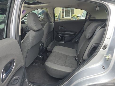 Used 2020 Honda HR-V EX image 34