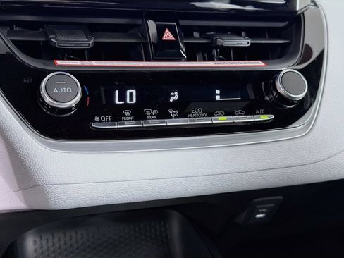 New 2026 Toyota Corolla SE FWD image 19