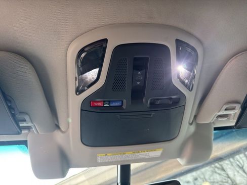 Used 2020 Subaru Outback Limited w/ Tech Package 2 image 10