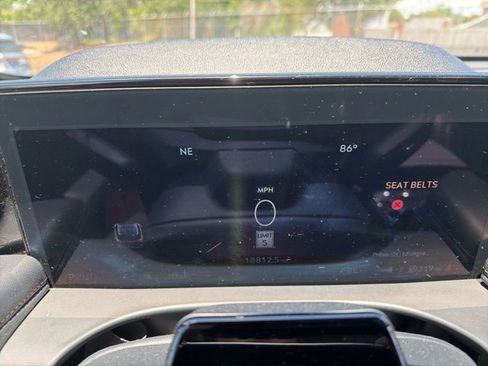 Used 2025 Lincoln Aviator Reserve w/ Equipment Group 201A AWD/4WD image 19