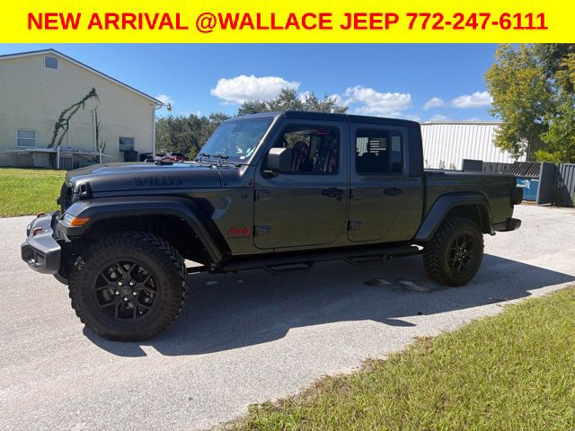 Used 2024 Jeep Gladiator Sport AWD/4WD image 4