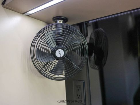 Used 2024 Mercedes-Benz Sprinter 2500 image 70