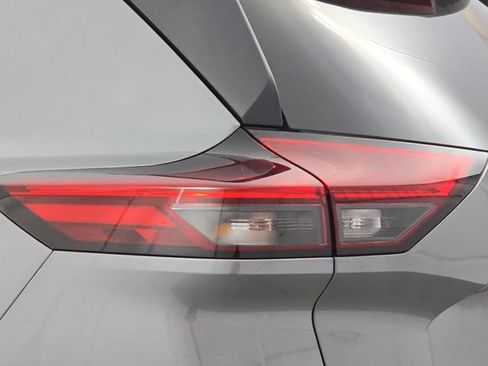 Certified 2023 Nissan Rogue SV w/ SV Premium B Package FWD image 34