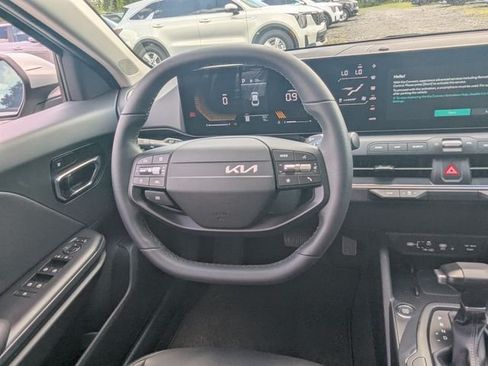 New 2026 Kia K4 EX FWD image 16