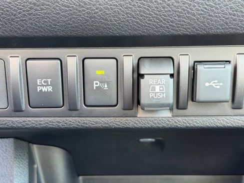 Used 2023 Toyota Tacoma SR5 image 41