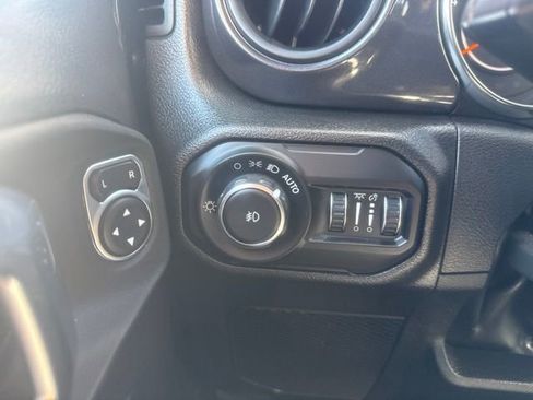 Certified 2022 Jeep Wrangler Unlimited Sport AWD/4WD image 10