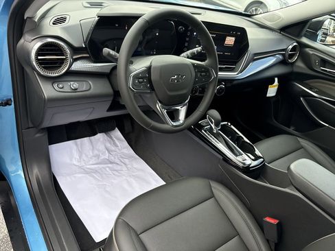 New 2026 Chevrolet Trax ACTIV w/ Driver Confidence Package image 11