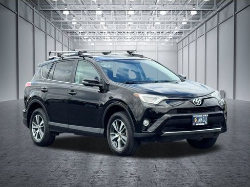 Used 2016 Toyota RAV4 XLE FWD image 4
