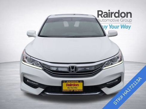 Used 2017 Honda Accord EX-L image 2