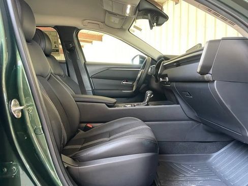 Used 2026 MAZDA CX-50 AWD 2.5 S w/ Cargo Package image 21