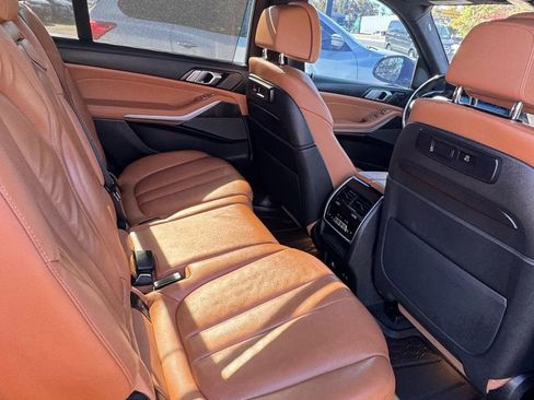 Used 2021 BMW X7 M50i w/ Executive Package image 16