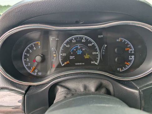 Used 2018 Jeep Grand Cherokee Trailhawk w/ Trailhawk Luxury Group image 21