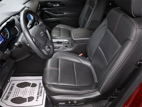 Used 2023 Chevrolet Traverse RS w/ LPO, Floor Liner Package image 13