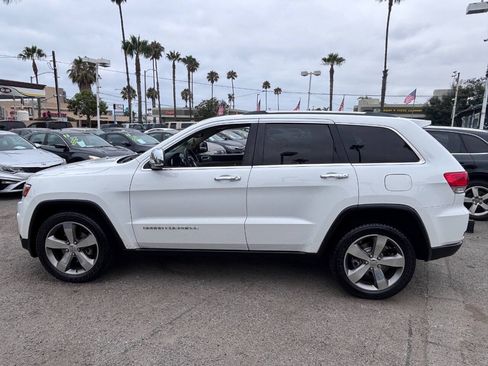 Used 2014 Jeep Grand Cherokee Limited w/ Luxury Group II RWD image 4