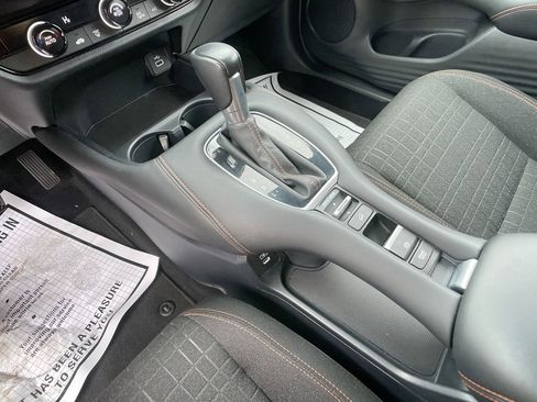 Used 2024 Honda HR-V Sport image 19