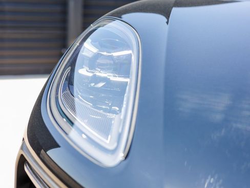 Certified 2026 Porsche Macan S AWD/4WD image 13