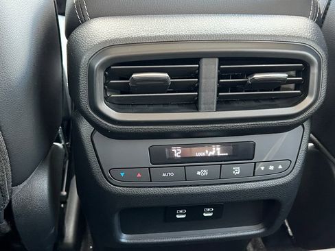 New 2026 Honda Pilot Touring image 36