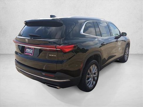 Used 2025 Buick Enclave Preferred FWD image 5