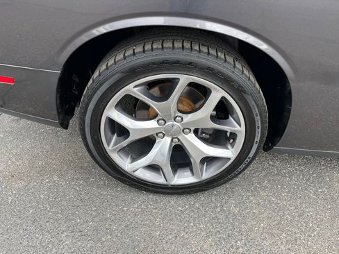 Used 2015 Dodge Challenger SXT Plus image 37