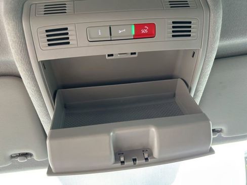 Certified 2022 Volkswagen Tiguan S image 29