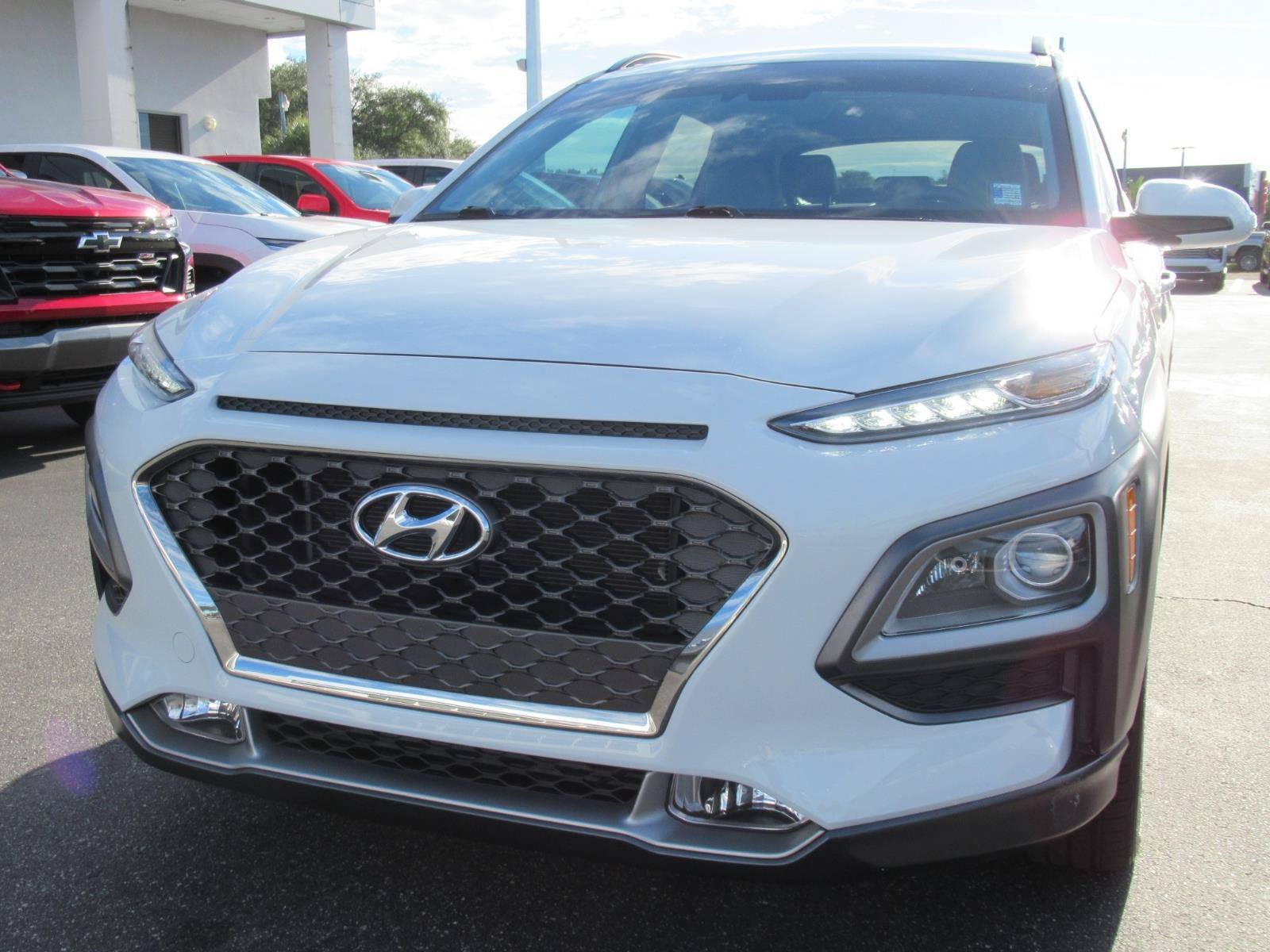Used 2020 Hyundai Kona Limited FWD image 3