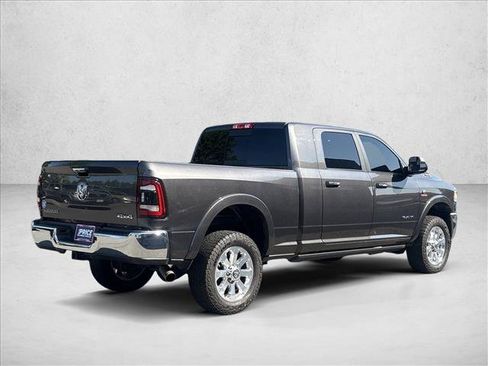 Used 2022 RAM 2500 Laramie AWD/4WD image 5