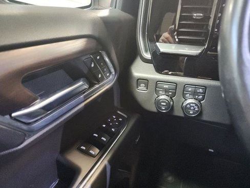Used 2022 GMC Sierra 1500 SLT w/ SLT Premium Package AWD/4WD image 31