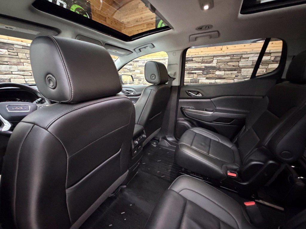 Used 2021 GMC Acadia SLT AWD/4WD image 46