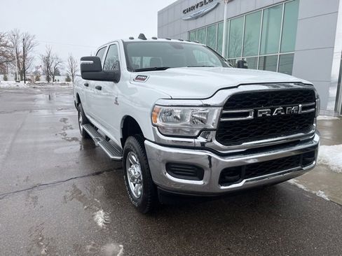 New 2024 RAM 3500 Tradesman image 3
