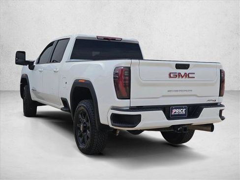 Used 2025 GMC Sierra 2500 AT4 AWD/4WD image 6