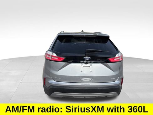 Used 2022 Ford Edge SEL w/ Convenience Package image 4