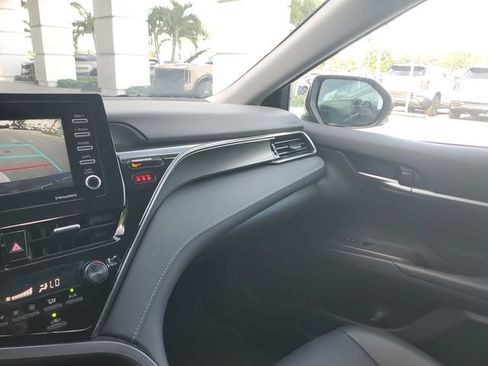 Used 2024 Toyota Camry SE FWD image 29