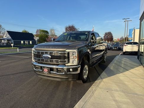Used 2025 Ford F350 XLT w/ 360-Degree Camera Package AWD/4WD image 6