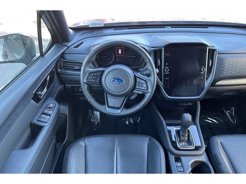 Used 2025 Subaru Forester Limited image 16