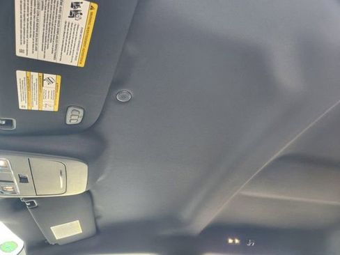 Used 2025 Ford F150 Lariat w/ Equipment Group 501A Mid image 25