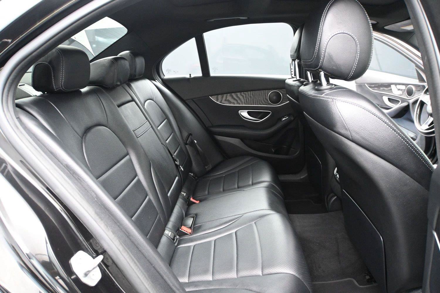 Used 2018 Mercedes-Benz C 300 4MATIC Sedan image 19