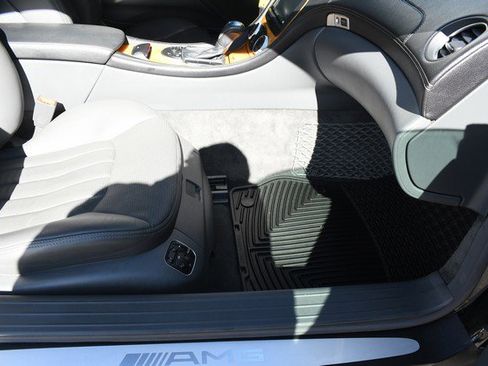 Used 2004 Mercedes-Benz SL 55 AMG image 25