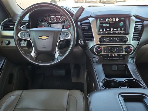 Used 2019 Chevrolet Tahoe LT w/ Luxury Package image 18