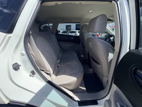 Used 2011 Nissan Rogue S AWD/4WD image 40