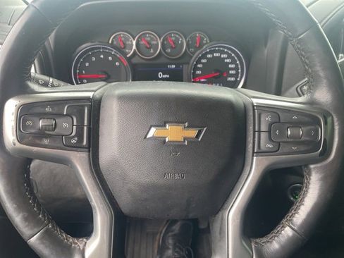 Used 2022 Chevrolet Silverado 2500 LT w/ Convenience Package image 14