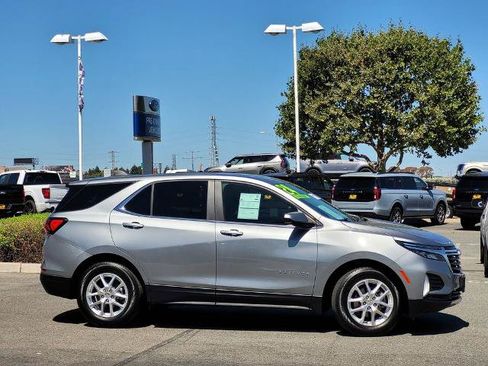 Used 2024 Chevrolet Equinox LT FWD image 3