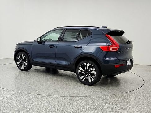 New 2026 Volvo XC40 B5 Ultra w/ Protection Package Premier AWD/4WD image 7