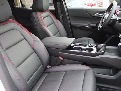 New 2026 Chevrolet Equinox RS w/ Convenience Package III image 16