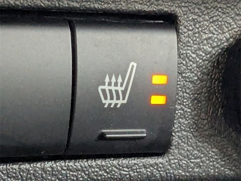 Used 2016 Jeep Patriot High Altitude image 23