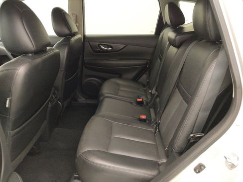 Used 2017 Nissan Rogue SL w/ SL Premium Package FWD image 18